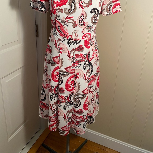 Floral Dress - Picture 2 of 2